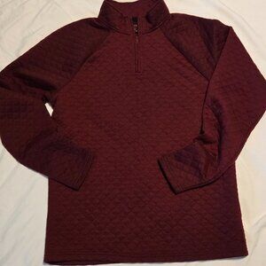 Nomad Quilted Pullover in Cranberry